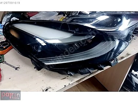 Tesla Model Y Sol Ön Far çıkma parça