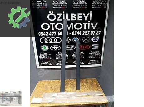 Toyota Avensis Kapı (Ön Sol) çıkma parça