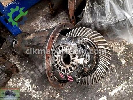 Toyota Hilux Arka Defransiyel çıkma parça