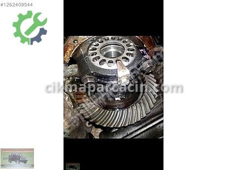 Toyota Hilux Arka Defransiyel çıkma parça