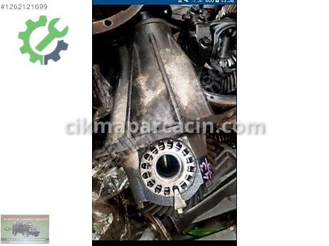 Toyota Hilux Arka Defransiyel çıkma parça