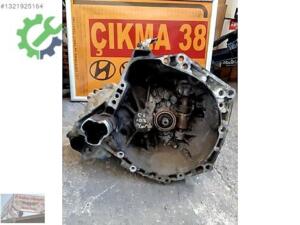Toyota Yaris Şanzıman Komple Çıkma