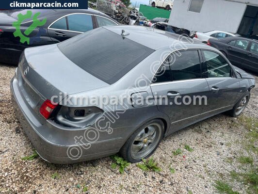 Mercedes-Benz E Serisi Komple Ön çıkma parça