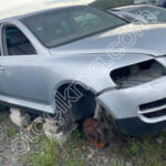 Volkswagen Touareg Çıkma Far