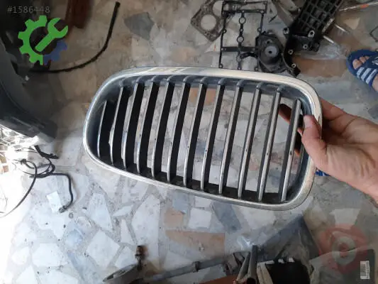 BMW 5 Serisi Panjur çıkma parça