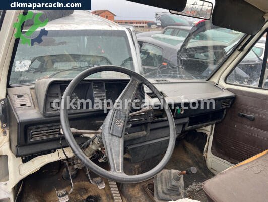 Volkswagen Transporter Torpido çıkma parça