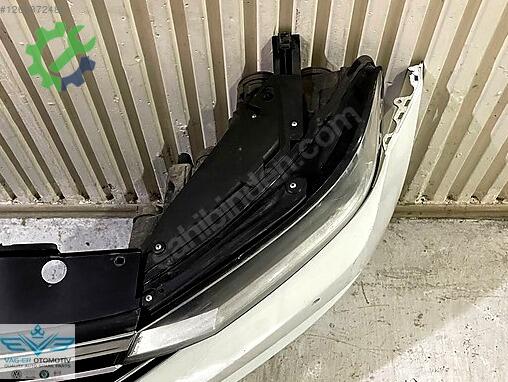 Volkswagen Passat Ön Tampon çıkma parça