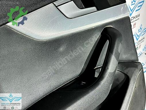 Audi A4 Kapı çıkma parça