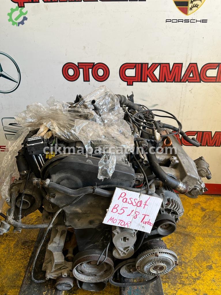 Volkswagen Passat Sandık Motor çıkma parça