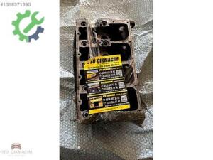 VOLKSWAGEN AG 1.9 TDİ CADDY MOTOR SİLİNDİR KAPAĞI 038103373R