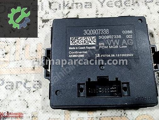 Volkswagen Golf Far Beyni 3Q0907338 çıkma parça
