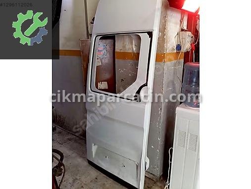 Mercedes-Benz Sprinter Bagaj Kapağı çıkma parça