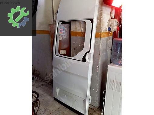 VOLKSWAGEN CRAFTER MERCEDES SPRİNTER SOL BAGAJ KAPAGİ