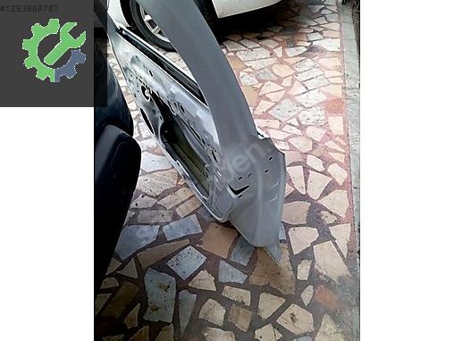 VOLKSWAGEN GOLF8 SAG ON KAPİ BEYAZ