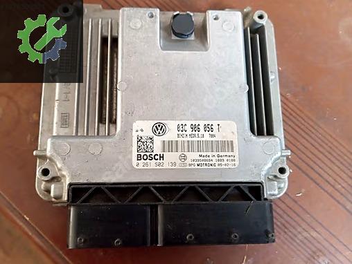 Volkswagen Golf Motor Beyni 03C906056T çıkma parça