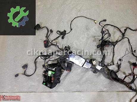Volkswagen Golf Elektrik Tesisatı çıkma parça