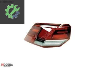 VOLKSWAGEN GOLF 8 2020- STOP LAMBASI DIŞ SIFIR 5H0945095C/96C