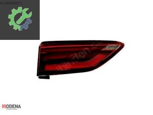 VOLKSWAGEN GOLF 8 2020- STOP LAMBASI İÇ SIFIR 5H0945093/94