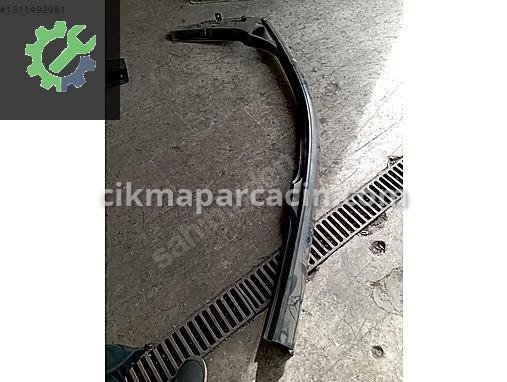 Volkswagen Golf Marşpiyel Sacı çıkma parça