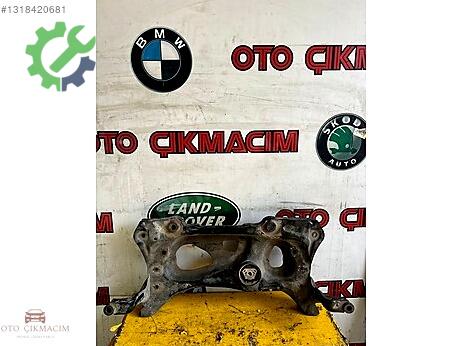 Volkswagen Golf Travers çıkma parça