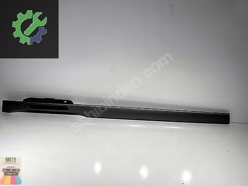 Volkswagen Passat Göğüs 3G1853770A çıkma parça