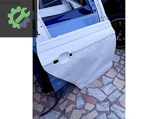 VOLKSWAGEN POLO SAG ARKA KAPİ