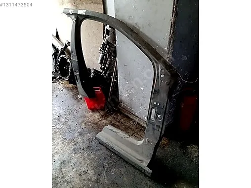 Volkswagen Polo Marşpiyel Sacı 6R4809836A çıkma parça