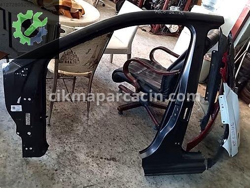 Volkswagen Polo Marşpiyel Sacı çıkma parça