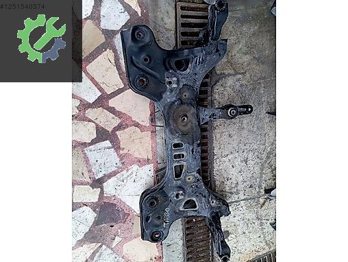 Volkswagen Taigo Radyatör Traversi Çıkma Parça İSTANBUL