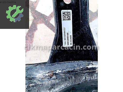 Volkswagen Taigo Radyatör Traversi çıkma parça