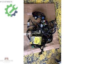 VOLKSWAGEN TRANSPORTER T5 SİGORTA KUTULARI VE TESİSATI 7H6970187