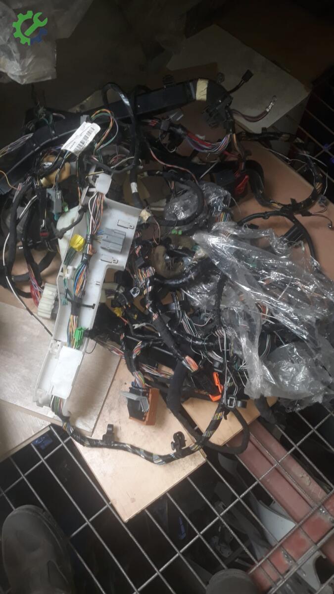 Volvo S60 Elektrik Tesisatı çıkma parça