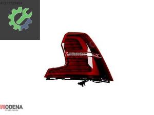 VOLVO S60 2019-2024 ARKA STOP LAMBASI SAĞ SIFIR 31468193