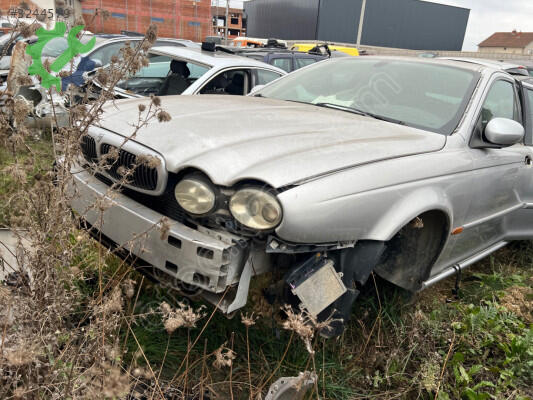 Jaguar X-Type Çamurluk çıkma parça
