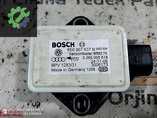 Audi A5 Beyin 8E907637B çıkma parça
