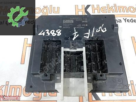 Volkswagen Passat Beyin 5Q0937084AS çıkma parça