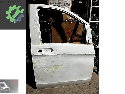 Volkswagen Caddy Sağ Kapı çıkma parça - TİCARİ OTO İstanbul