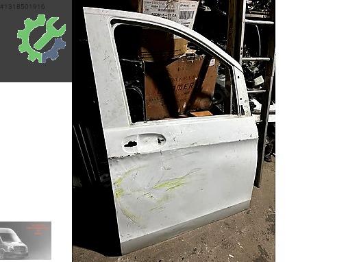 Volkswagen Caddy Sağ Kapı çıkma parça - TİCARİ OTO İstanbul