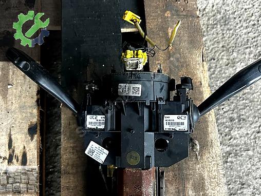 VW CADDY SİNYAL SİLECEK KOLU 1K0953503 1K0953519 1K0953513