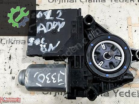 Seat Leon Ön Cam 5K0959793 çıkma parça