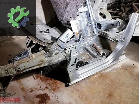 Volkswagen Caddy Marşpiyel Sacı çıkma parça