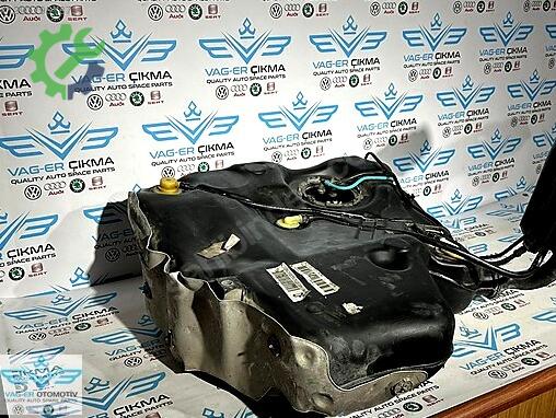 Volkswagen Golf Yakıt Deposu 1K0201085M çıkma parça