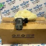 Volkswagen Golf 2017-2020 Sıfır Cam Motoru 5Q4959801D