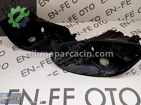 Volkswagen Golf Far Kasası çıkma parça