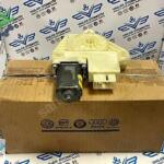 Volkswagen Golf 2012-2016 Sıfır Cam Motoru 5Q4959811A