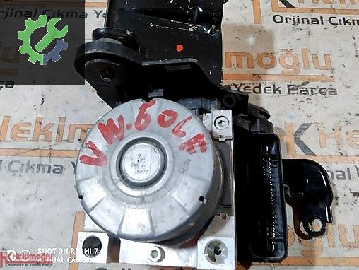 Volkswagen Leon ABS Beyni (Modül) 5Q0614517CG çıkma parça