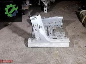 VW GOLF 7 ORTA DİREK MARŞPİYEL ŞASİ KESME