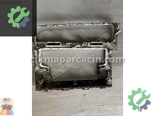 Volkswagen Golf Bakalit 5G1819743 çıkma parça