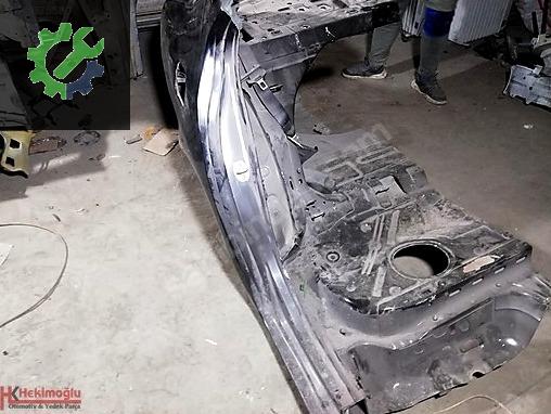 Volkswagen Jetta Çamurluk (Arka) çıkma parça