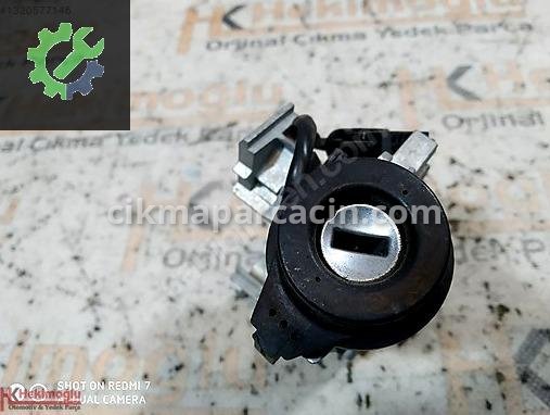 Volkswagen Tiguan Direksiyon Kilidi (ELV) 1K0905851 çıkma parça